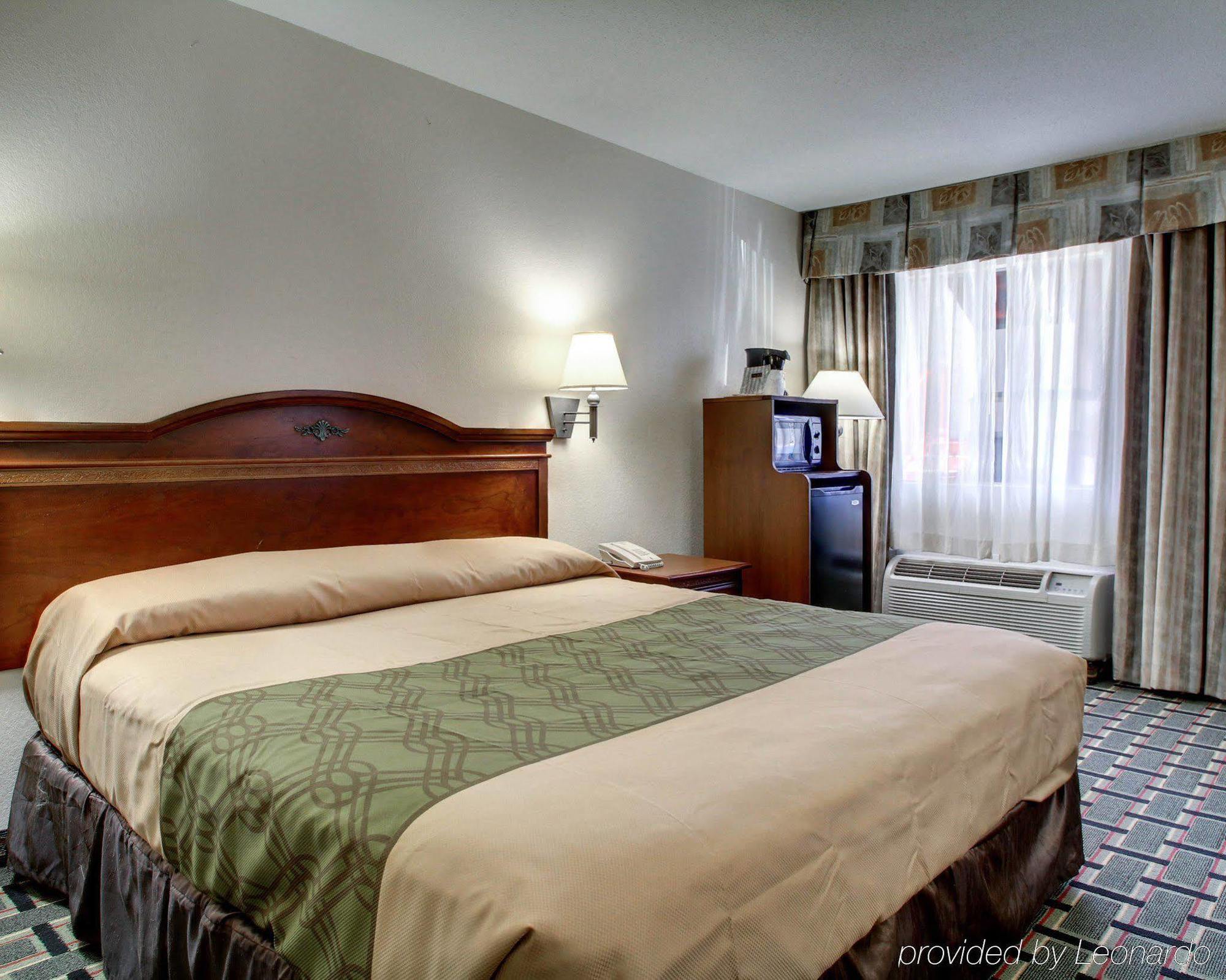 Econo Lodge Меридиан Экстерьер фото