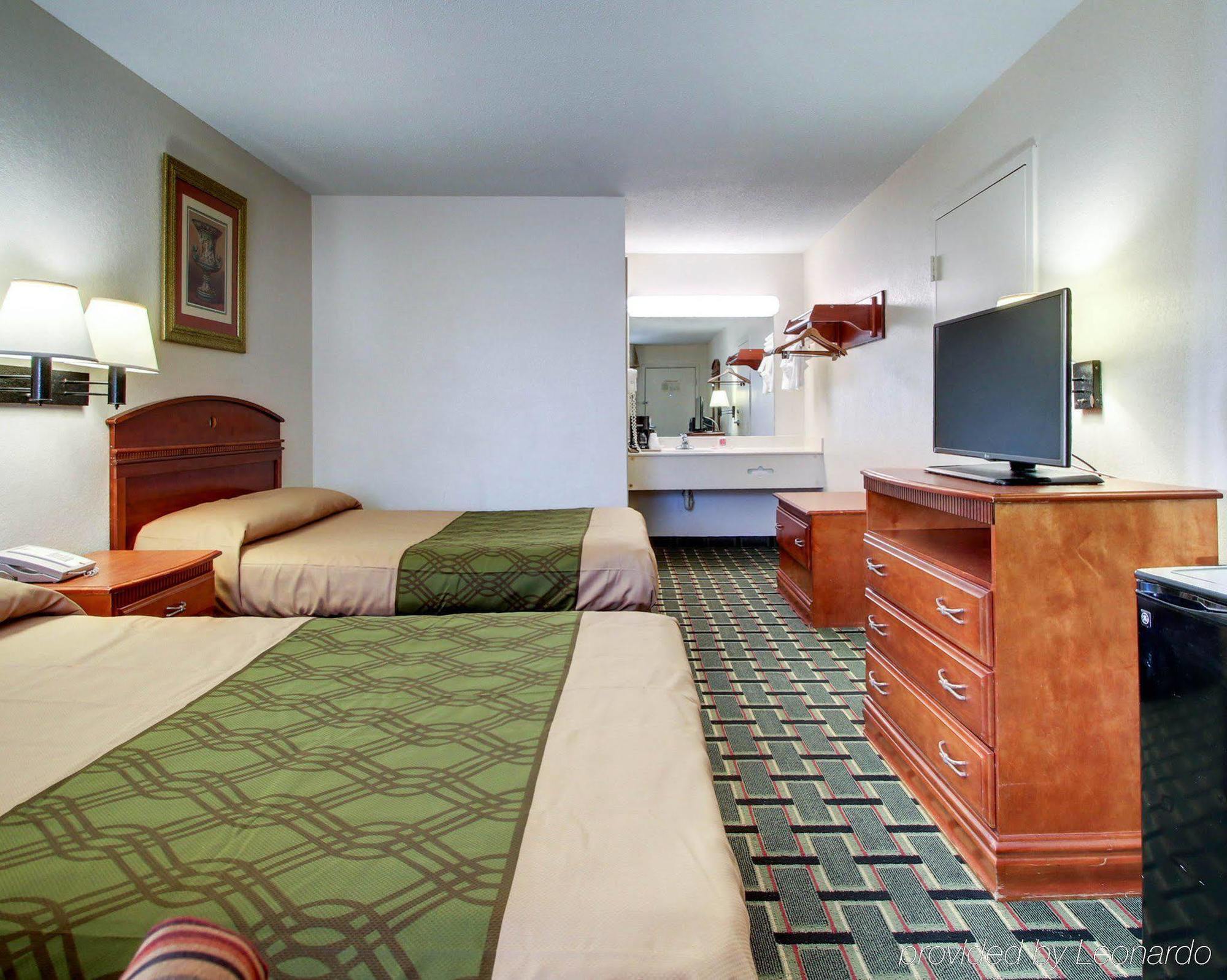 Econo Lodge Меридиан Экстерьер фото